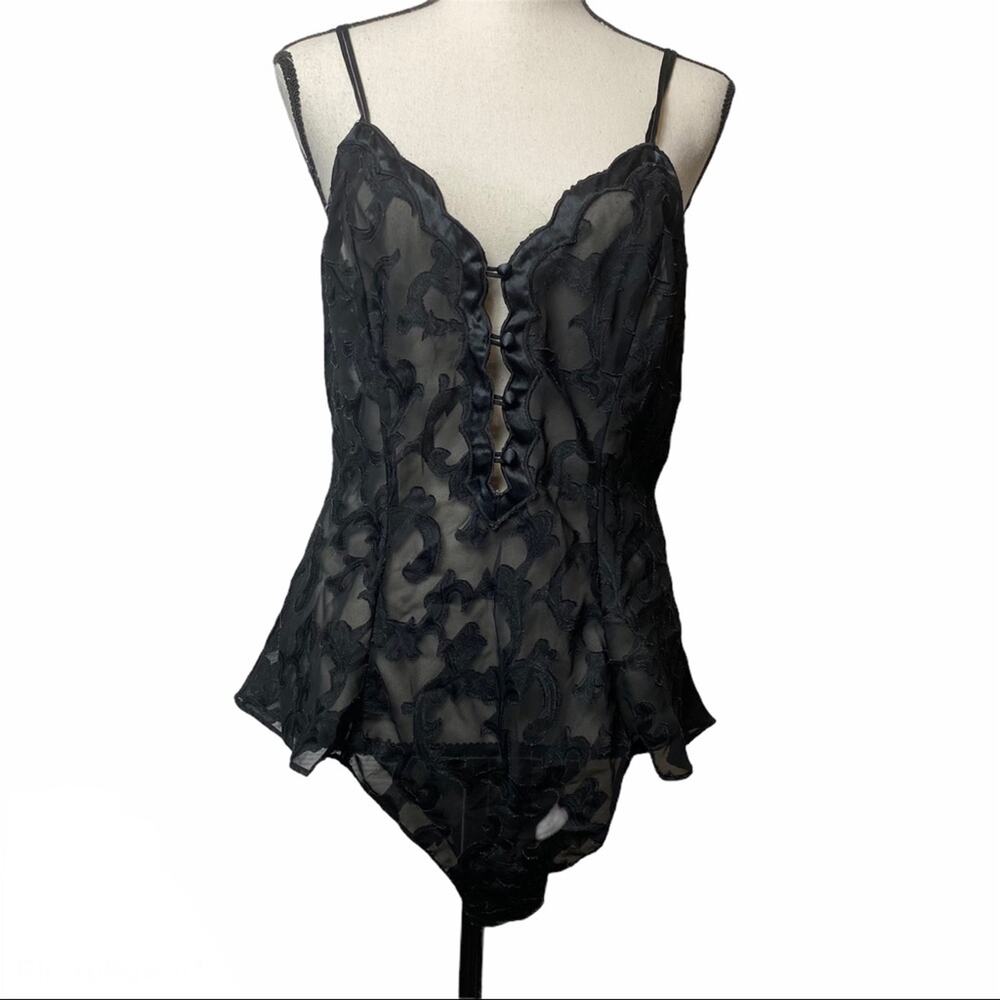Vintage Gold Label Victoria Secret nightie one piece Medium